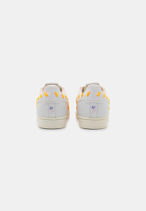Фото № 4 с приближением к товару «‎Adidas Superstar »