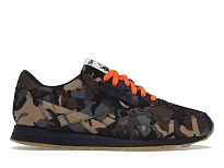 Фото № 1 с приближением к товару «‎Reebok Classic Canvas»