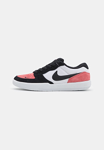 Фото № 1 с приближением к товару «‎Nike Force 58 »