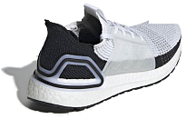 Фото № 4 с приближением к товару «‎adidas Ultra Boost 2019 Panda»