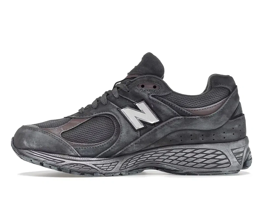 Фото № 3 с приближением к товару «‎New Balance 2002R»