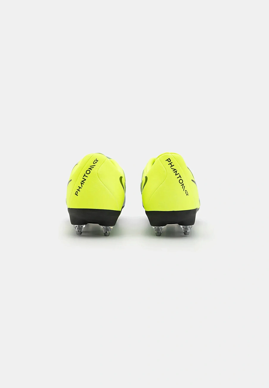 Фото № 3 с приближением к товару «‎Screw-in stud football boots»