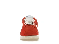 Фото № 2 с приближением к товару «‎Nike Cortez»