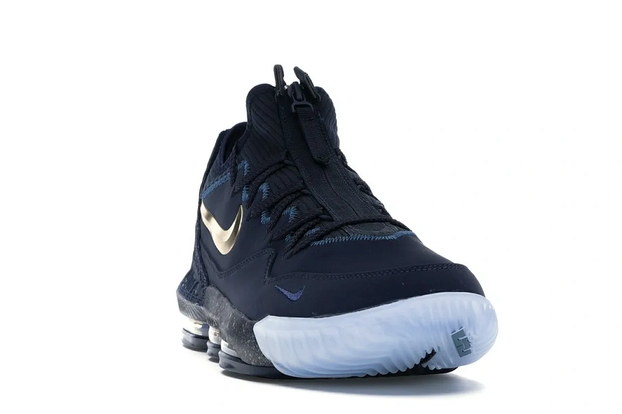 Фото № 2 с приближением к товару «‎Nike LeBron 16 Low Agimat»