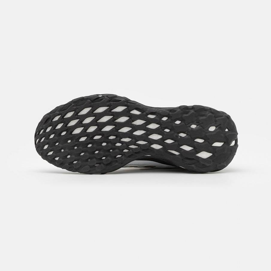 Фото № 5 с приближением к товару «‎Adidas Web Boost »