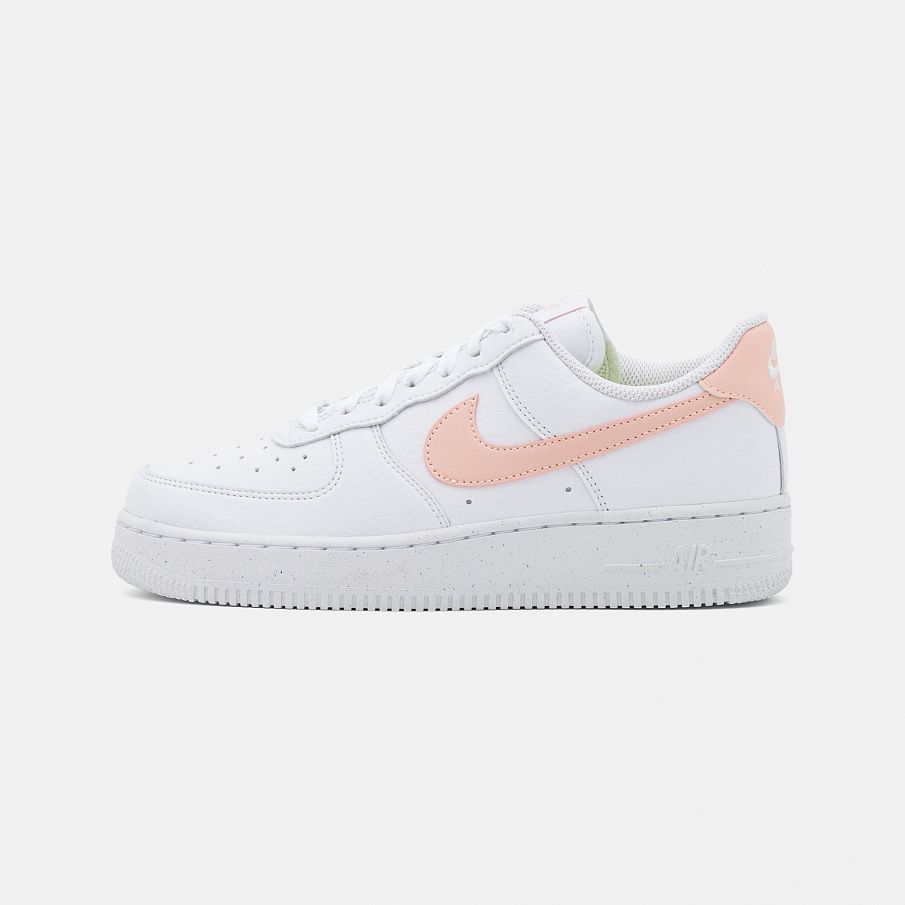 Фото № 1 с приближением к товару «‎Nike Air Force 1 »