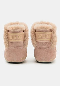 Фото № 3 с приближением к товару «‎CRIB»