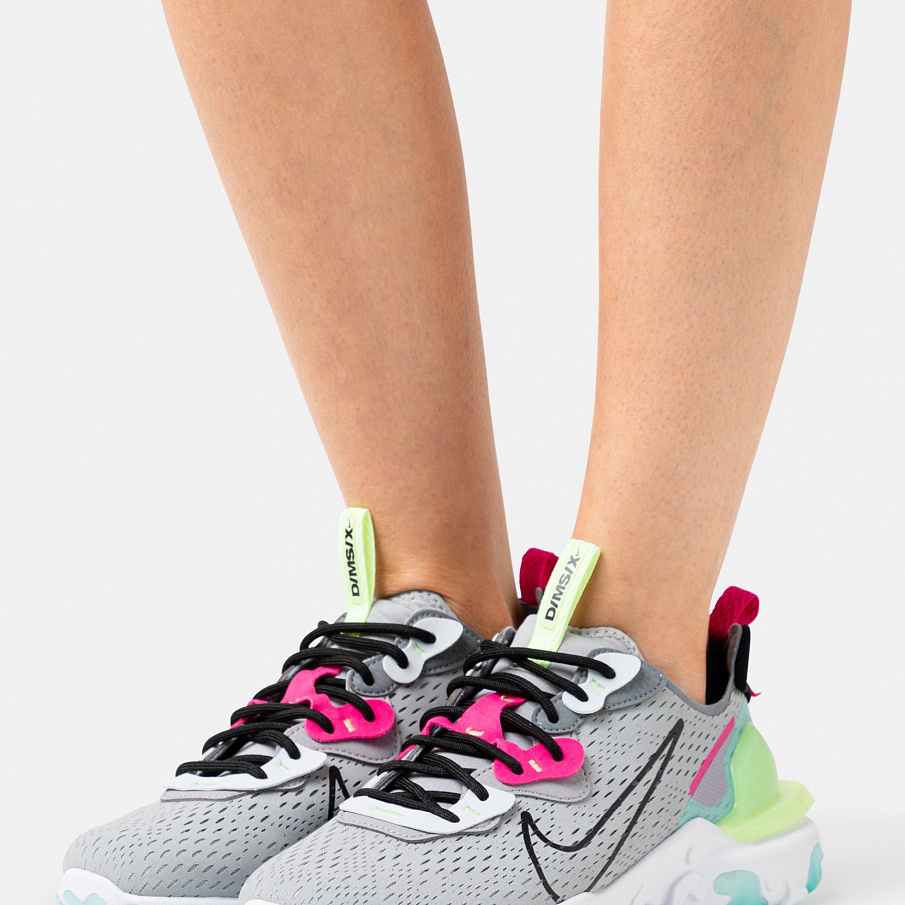 Фото № 2 с приближением к товару «‎Nike React Vision »