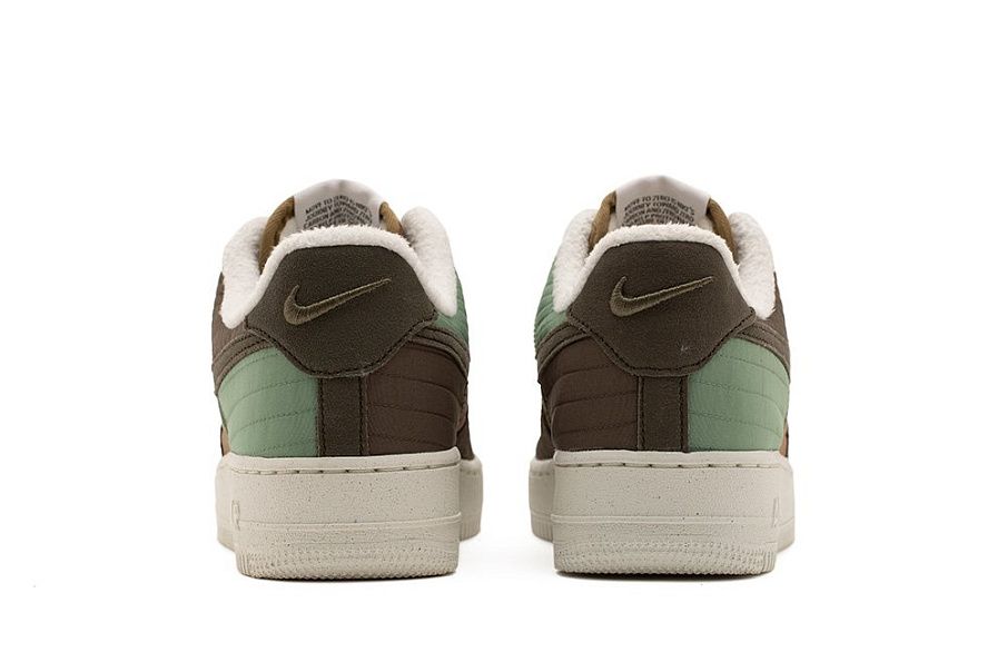 Фото № 4 с приближением к товару «‎Nike Air Force 1 ’07 Lx»