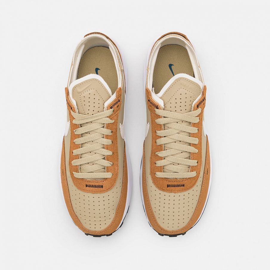 Фото № 4 с приближением к товару «‎Nike Waffle One »