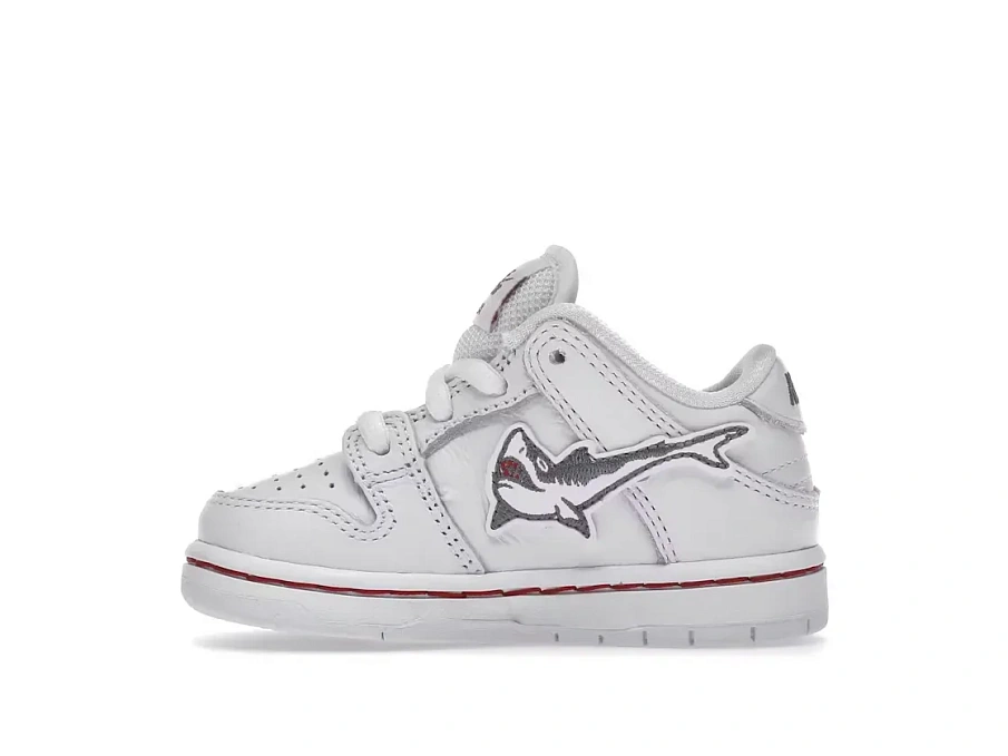 Фото № 3 с приближением к товару «‎Nike SB Dunk Low»