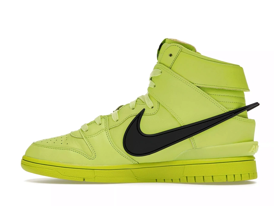 Фото № 5 с приближением к товару «‎Nike Dunk High AMBUSH Flash Lime»