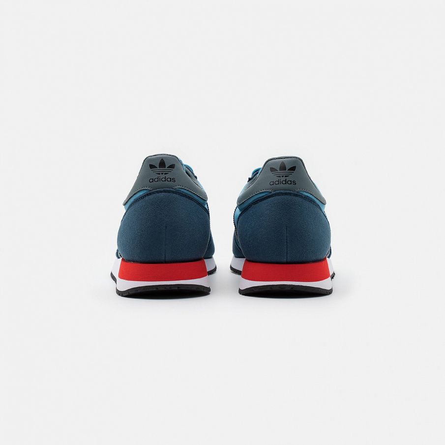 Фото № 3 с приближением к товару «‎Adidas Usa 84 »
