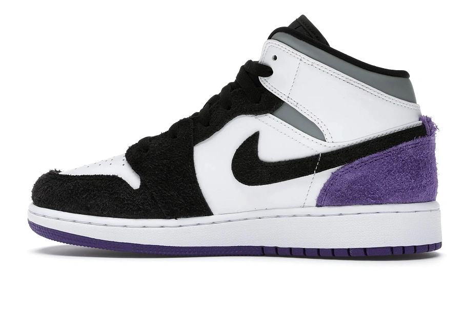 Фото № 5 с приближением к товару «‎Jordan 1 Mid SE Purple »