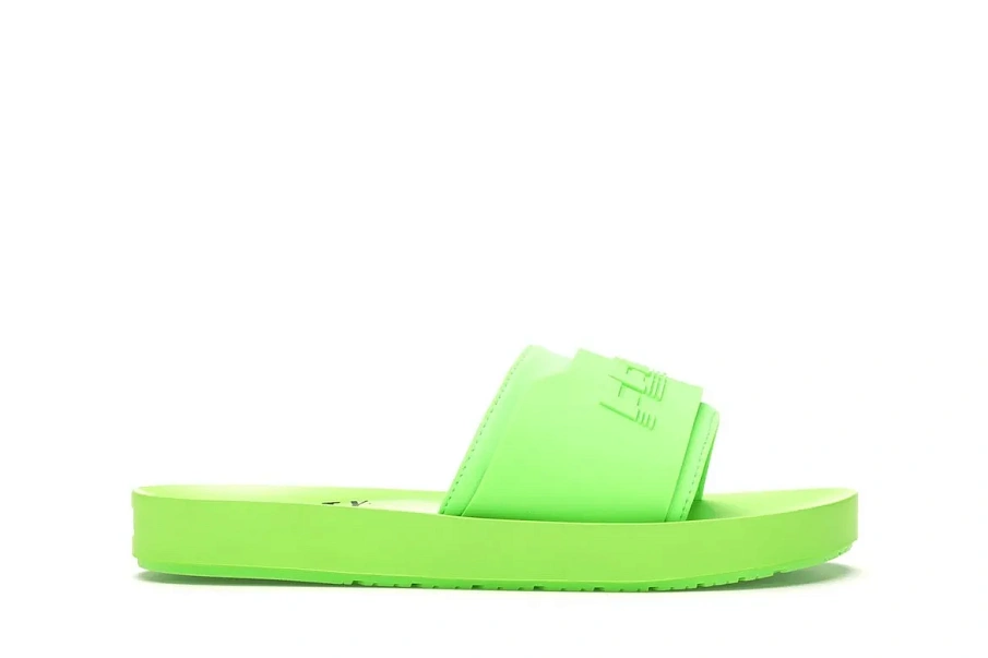 Фото № 1 с приближением к товару «‎Puma Surf Slide Rihanna Fenty Green Gecko »