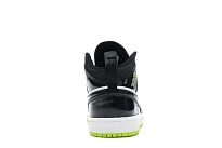 Фото № 4 с приближением к товару «‎Jordan 1 Mid»