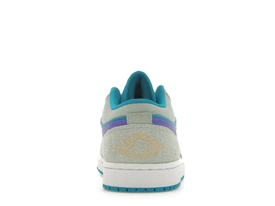 Фото № 4 с приближением к товару «‎Jordan 1 Low SE Pistachio Frost Aquatone»