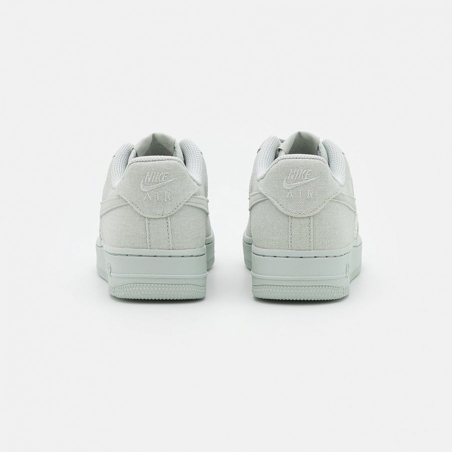 Фото № 4 с приближением к товару «‎Nike Air Force 1 »