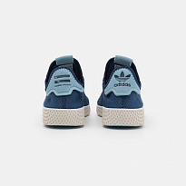 Фото № 3 с приближением к товару «‎Adidas PW HU »