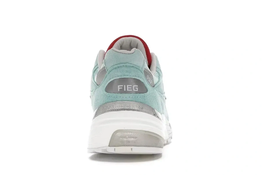 Фото № 4 с приближением к товару «‎New Balance 992»