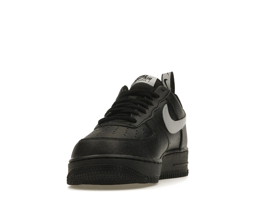 Фото № 2 с приближением к товару «‎Nike Air Force 1 Low 07 LV8 Black Metallic Silver»