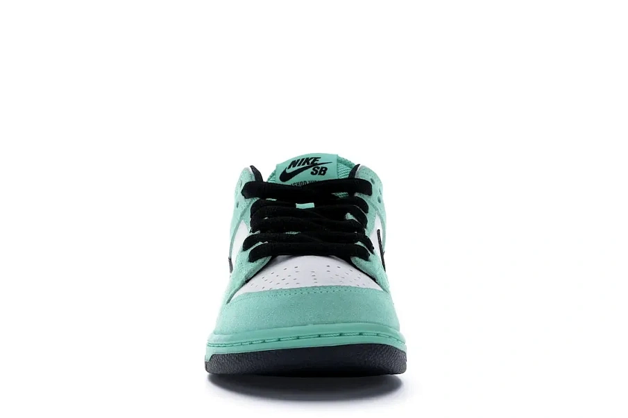 Фото № 2 с приближением к товару «‎Nike SB Dunk Low Sea Crystal»