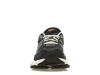Фото № 2 с приближением к товару «‎New Balance 9060»