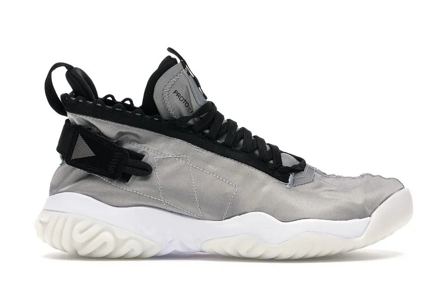 Фото № 1 с приближением к товару «‎Jordan Proto React Metallic Silver»