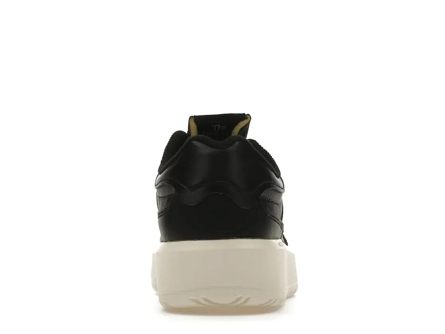 Фото № 4 с приближением к товару «‎New Balance CT302»