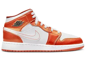 Jordan 1 Mid SE