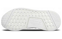 Фото № 4 с приближением к товару «‎adidas NMD R1 Sand (W)»