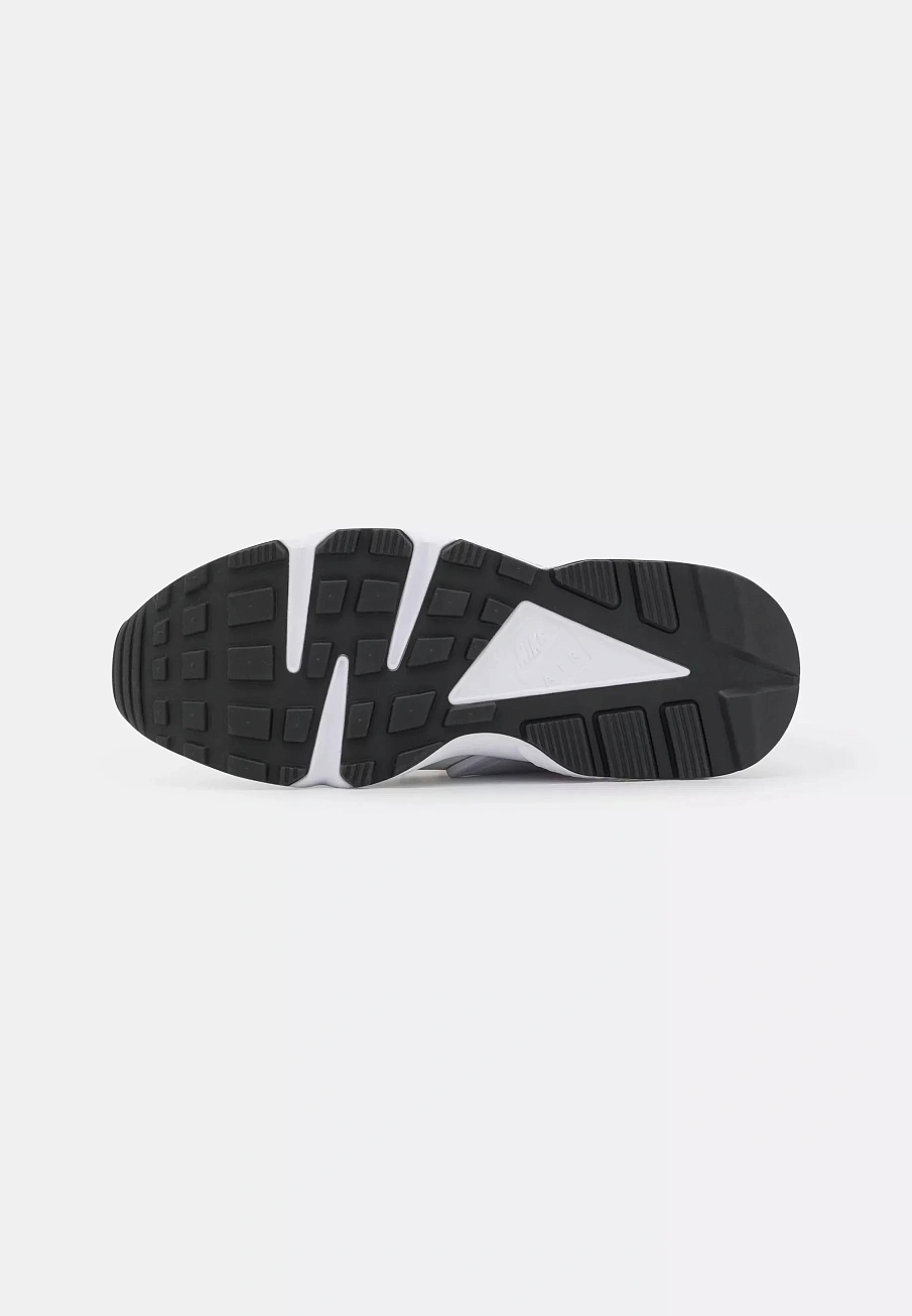 Фото № 2 с приближением к товару «‎AIR HUARACHE»