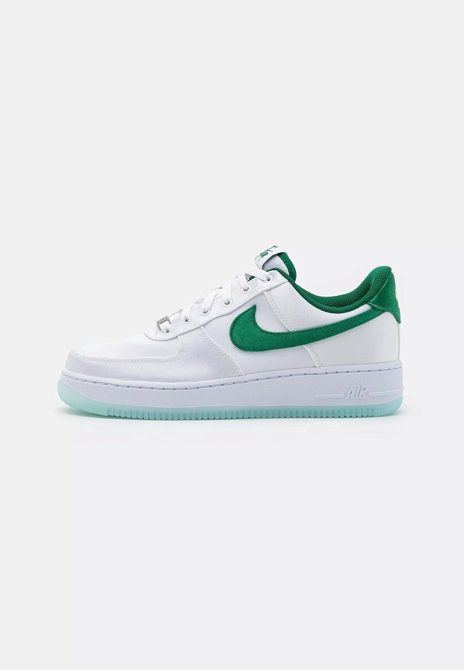 Фото № 1 с приближением к товару «‎AIR FORCE 1 »