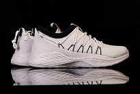 Фото № 3 с приближением к товару «‎Nike Air Jordan Formula 23 Toggle »