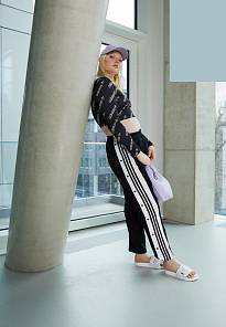 Фото № 1 с приближением к товару «‎Adidas Pouchylette»