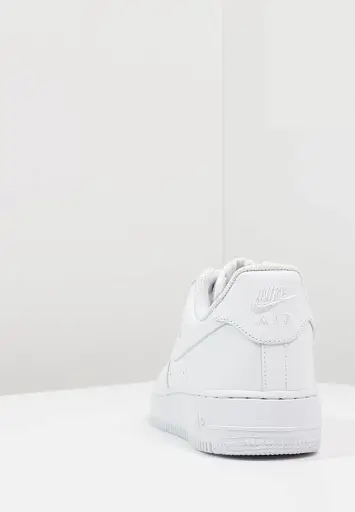 Nike Air Force 1 ’07  - 5