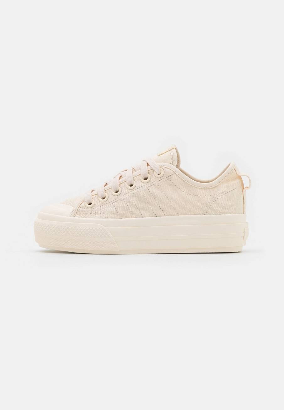 Фото № 1 с приближением к товару «‎Adidas Nizza Platform »