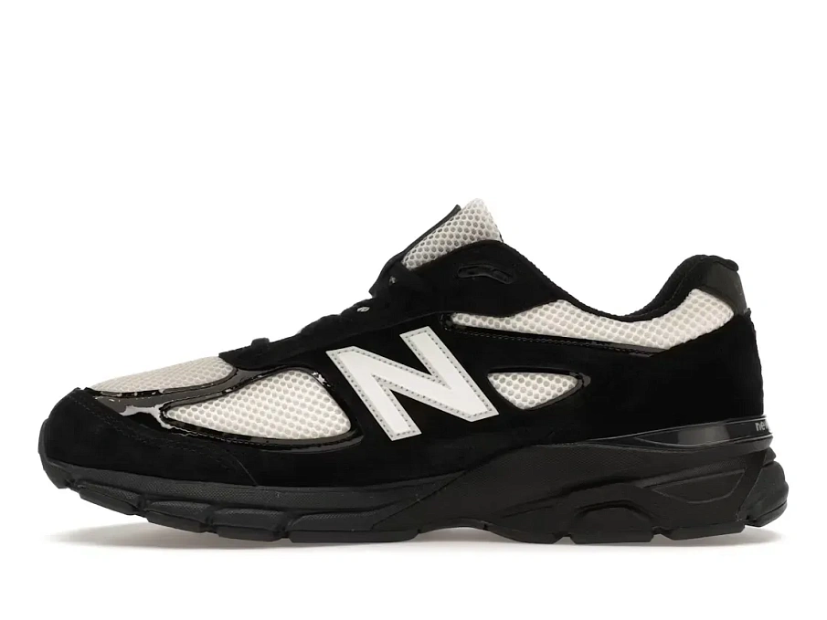 Фото № 3 с приближением к товару «‎New Balance 990v4»