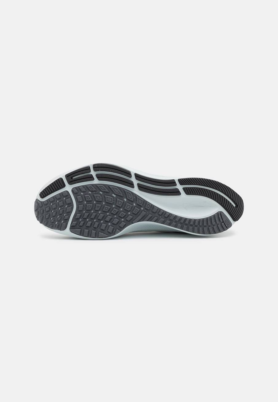 Фото № 5 с приближением к товару «‎Nike Air Zoom Pegasus 38»