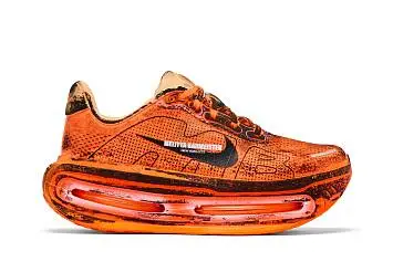 Melitta Baumeister x Nike Women's Vomero Premium Total Orange - 2
