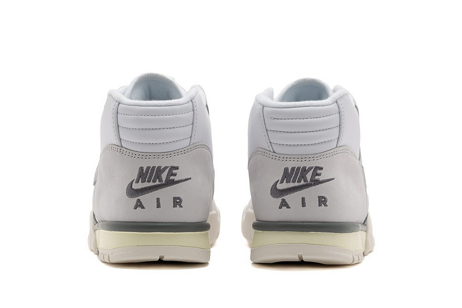 Фото № 4 с приближением к товару «‎Nike Air Trainer 1»