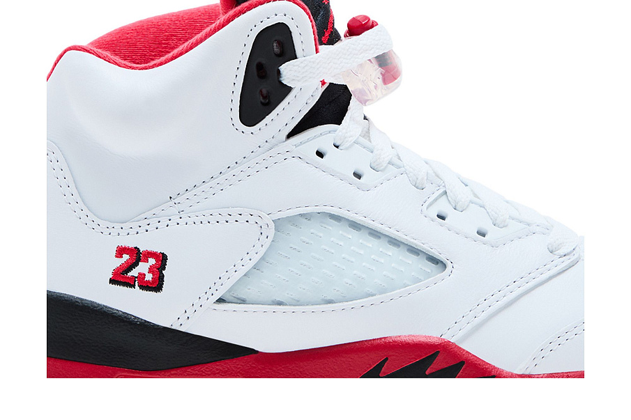 Фото № 3 с приближением к товару «‎Air Jordan 5 Retro GS Fire Red 2025»