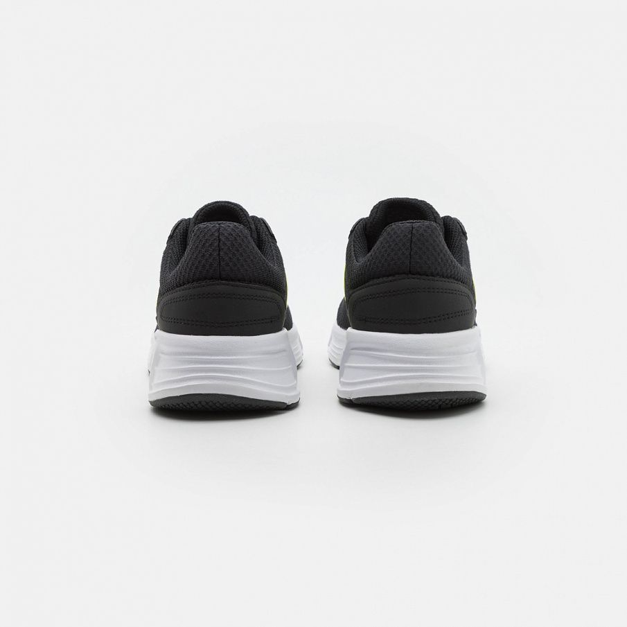 Фото № 3 с приближением к товару «‎Adidas Galaxy 6 »