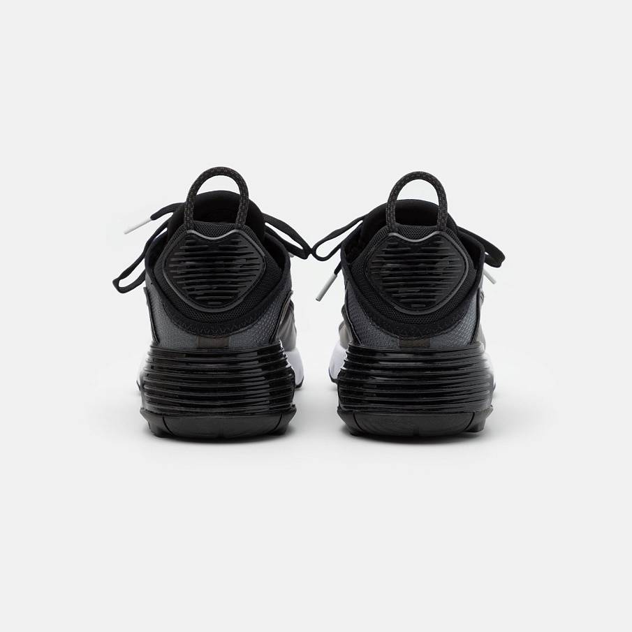 Фото № 3 с приближением к товару «‎Nike Air Max 2090 »