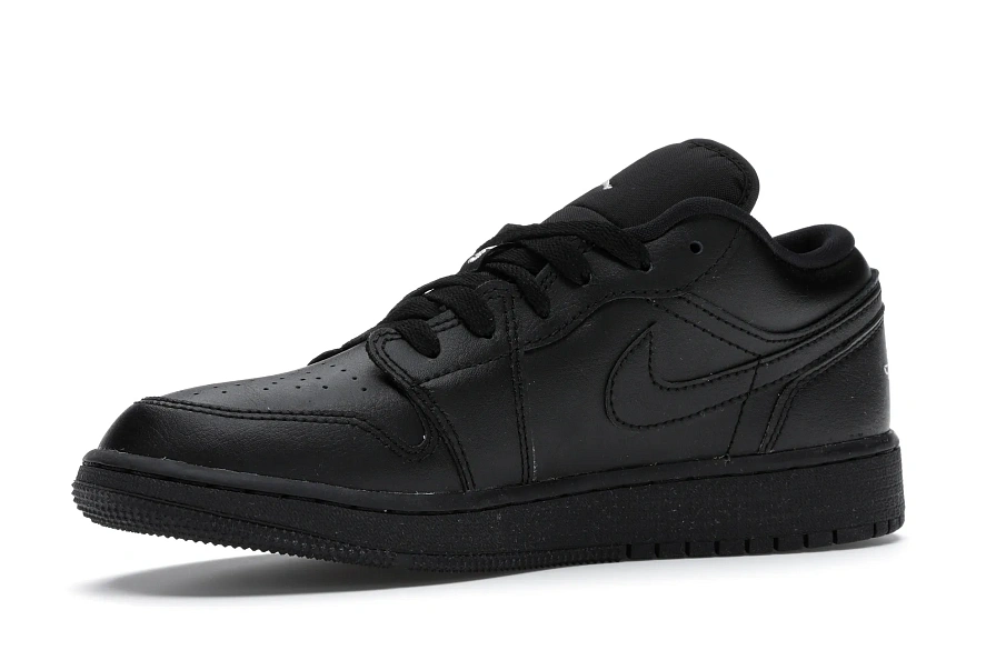 Фото № 4 с приближением к товару «‎Jordan 1 Low Black »
