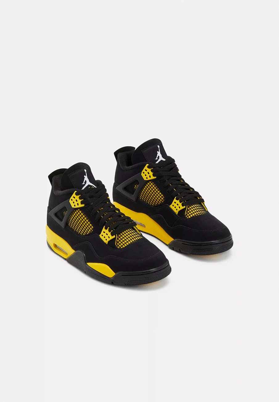 Фото № 1 с приближением к товару «‎AIR JORDAN 4 RETRO»