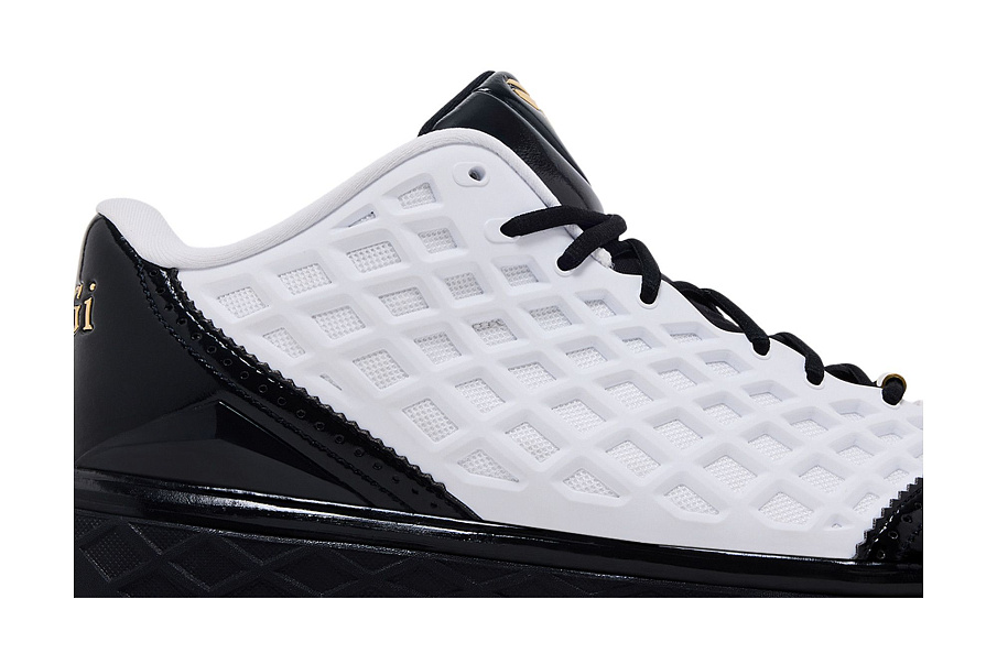 Фото № 3 с приближением к товару «‎Nike Kobe 3 Low Protro Mambacita»