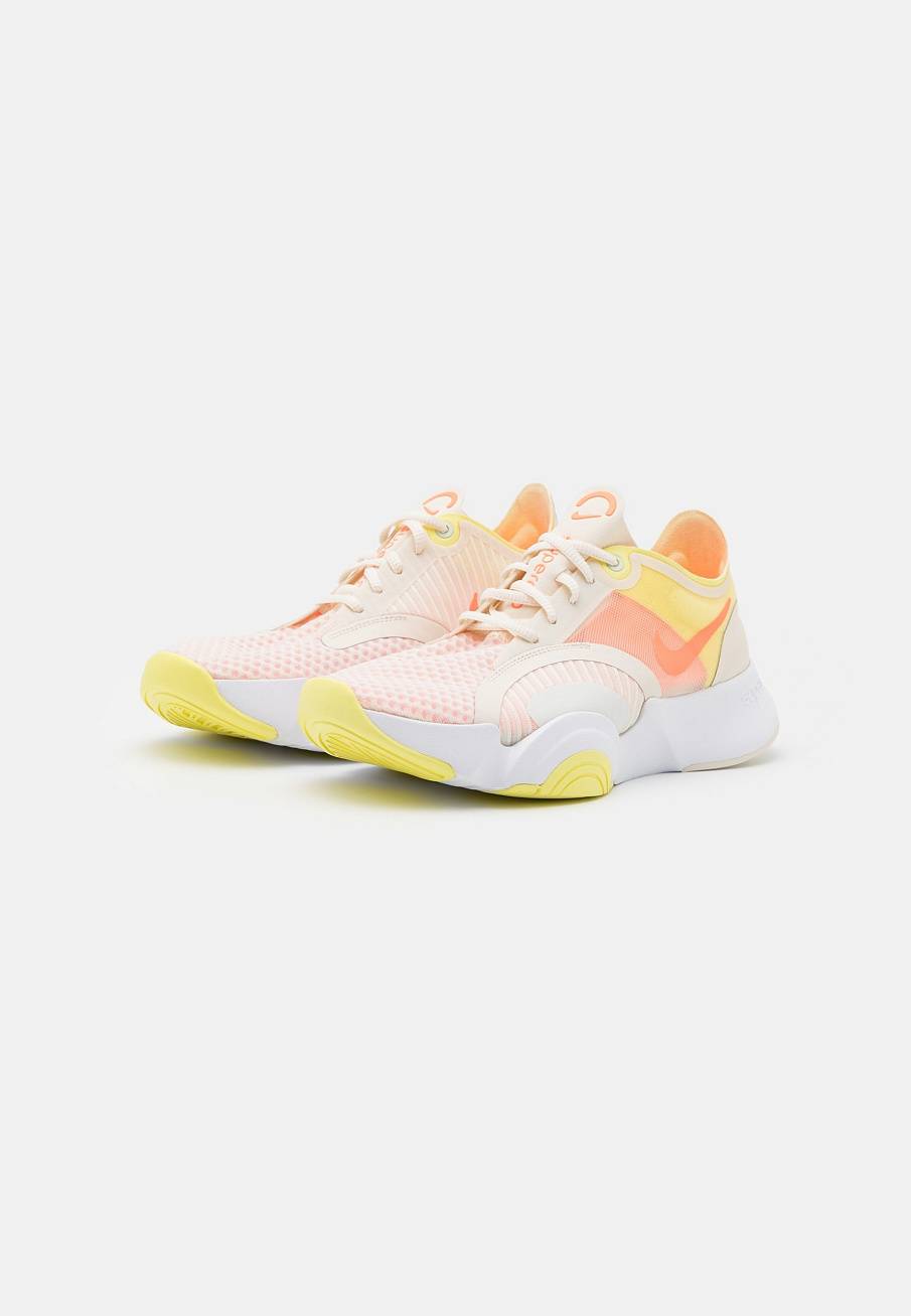 Фото № 2 с приближением к товару «‎Nike Superrep GO»
