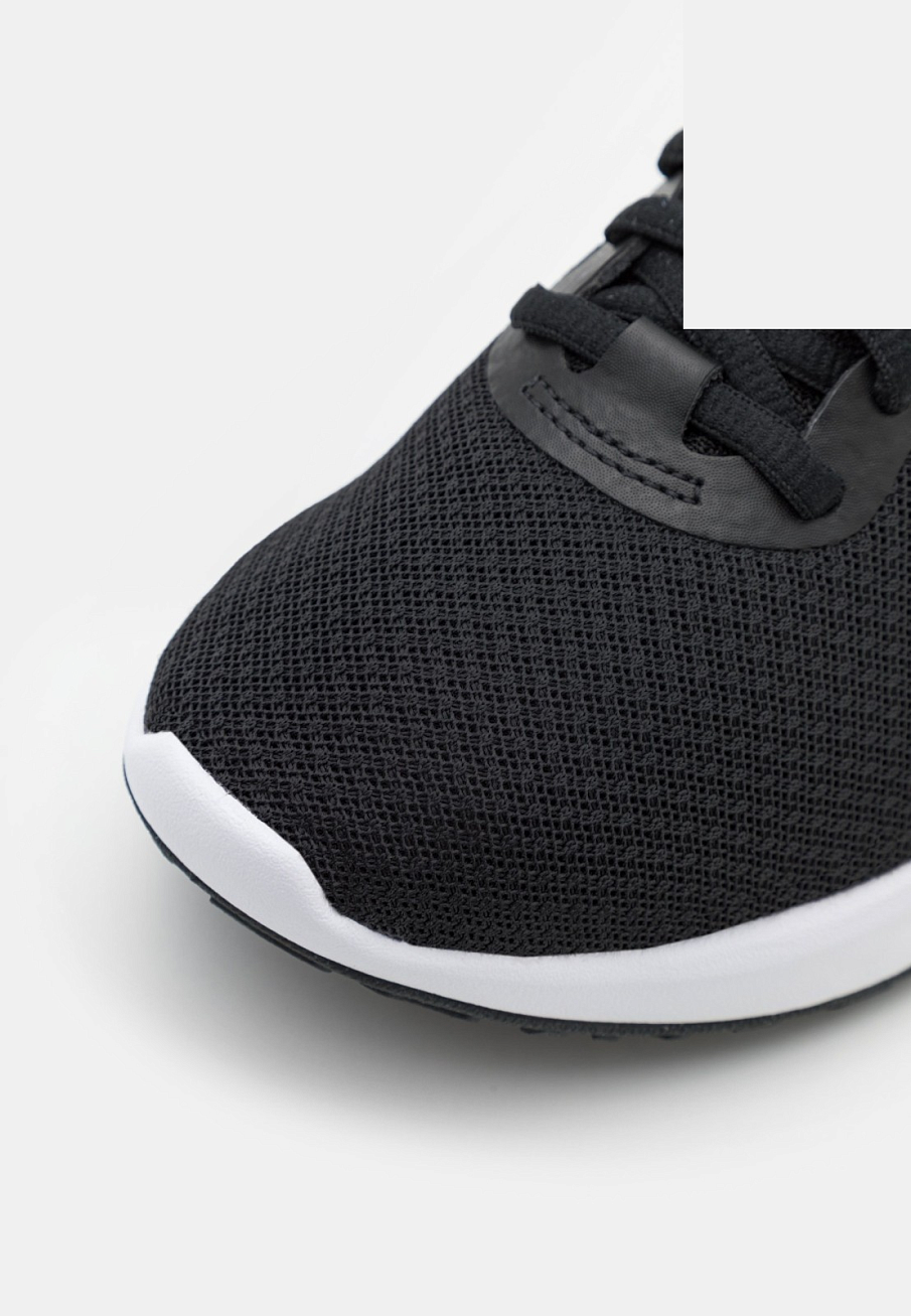 Фото № 5 с приближением к товару «‎Nike Revolution 6»