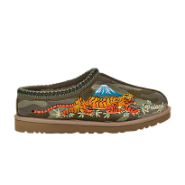 Фото № 1 с приближением к товару «‎Palace x UGG Tasman Slipper Burnt Olive Camo»
